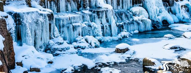 在新疆,纵情冰雪风光,也享受闲适生活_国际滑雪场