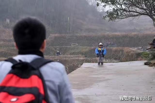 若非生活所迫,谁愿背井离乡:最好的幸福莫过于家门口也有"诗和远方"