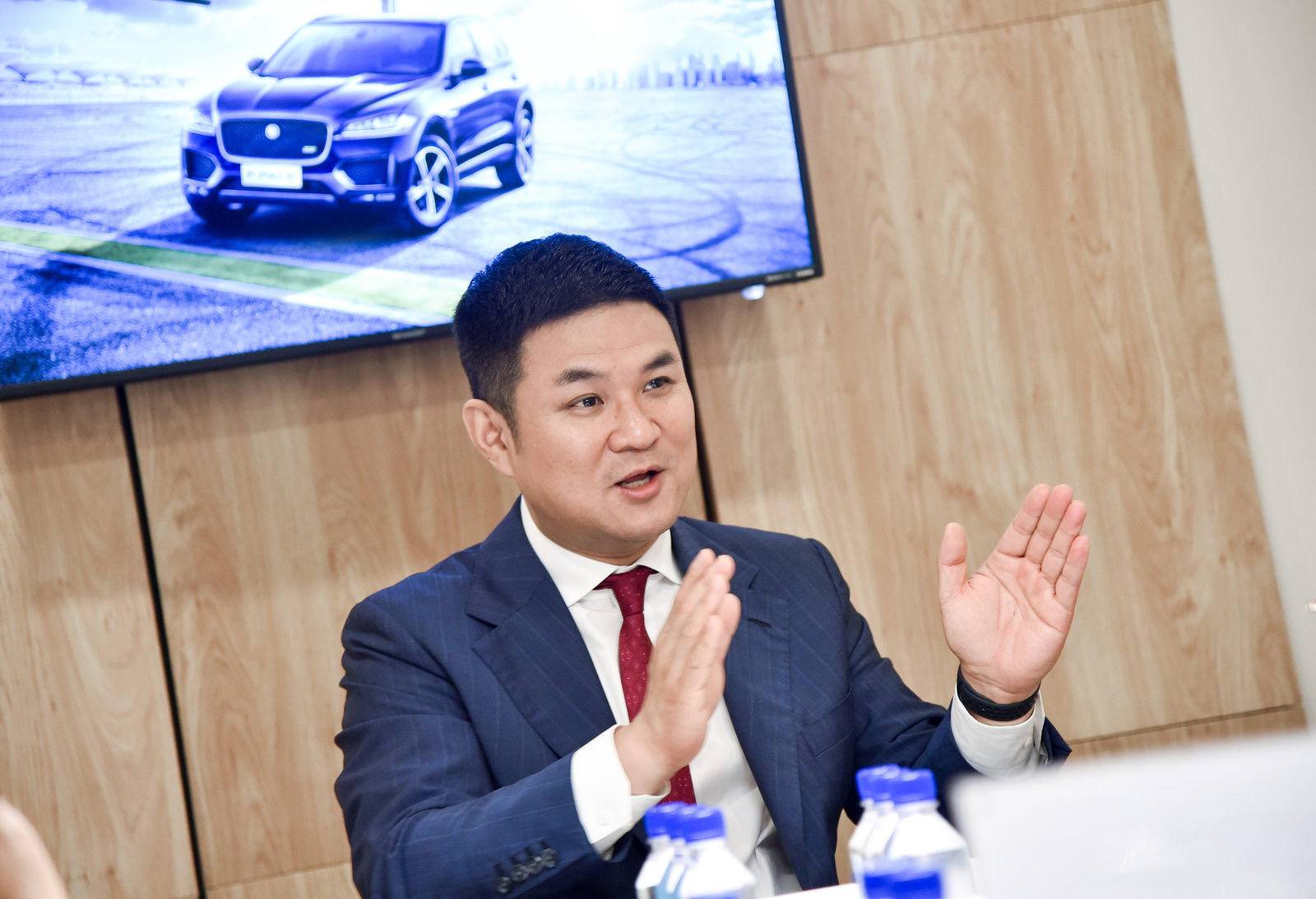捷豹路虎胡波厂商经销商消费者三方是共赢关系