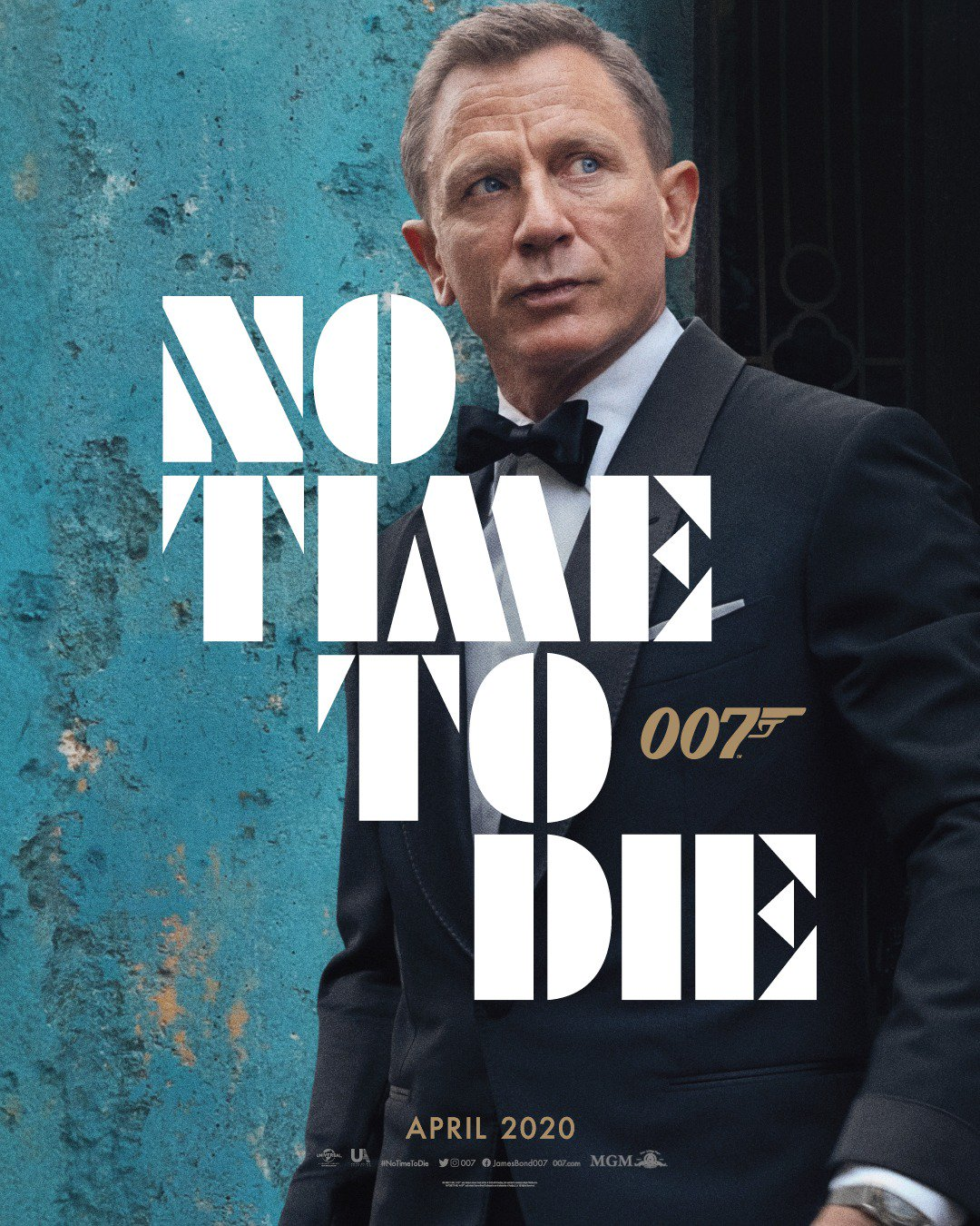 第25部 007 上映前 先出版一本精装本选集 邦德