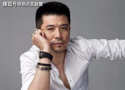 因太帅没戏拍的他靠妻养家，为拍片增肥30斤，