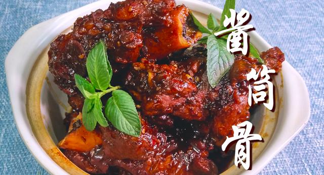 火腿肉怎么烧法好吃 0acbce805a40468791bd0e36f2253f42.jpeg