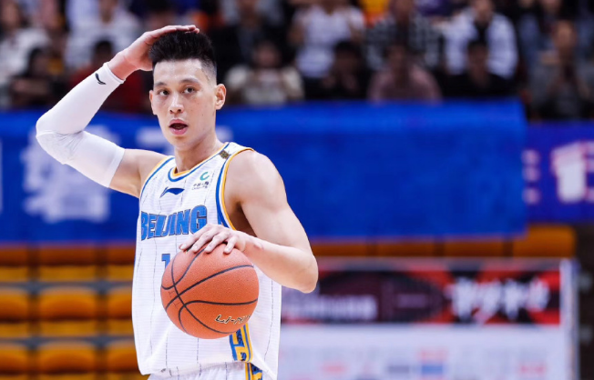 林书豪 0ef5942f1b984a85ad1c85f1c6fd9f72.png