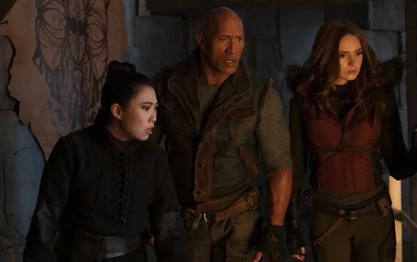 荒无人烟电影 15bd0fa06a794d6f9f68bcb2cdf8b000.jpeg