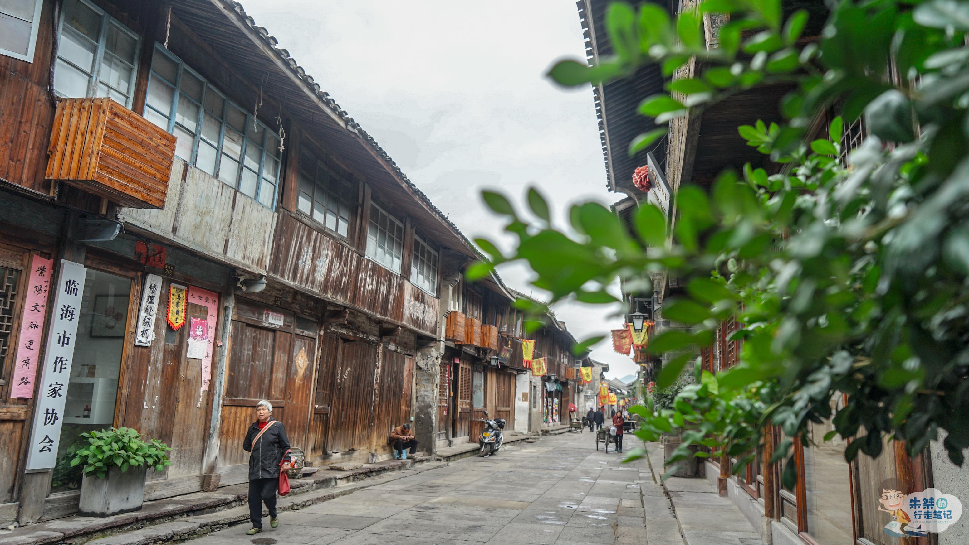 浙江第一古街 全长1080米古迹众多 但是历史上很长时间却未有姓名