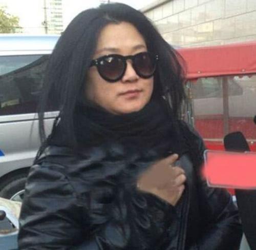 曾是北影最美校花，三段感情失败，和张铁林“
