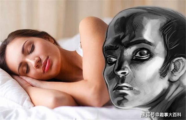 梦境中的秘密，解析一个男生为何总是梦见同一个女生