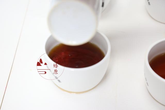茶叶资讯：最近涨势迅猛的六堡茶，如此与众不同