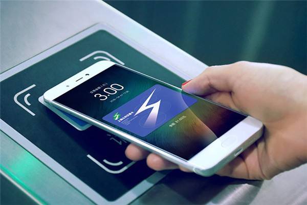 自己换手机电池有什么注意事项 4120f7ce224541e2b1072b071bc74a17.jpeg