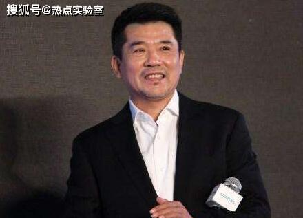 因太帅没戏拍的他靠妻养家，为拍片增肥30斤，