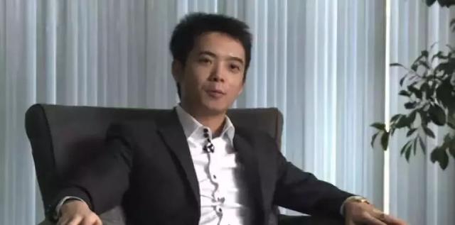 亿万富翁自首入狱，64套房产被查！千亿金融平台