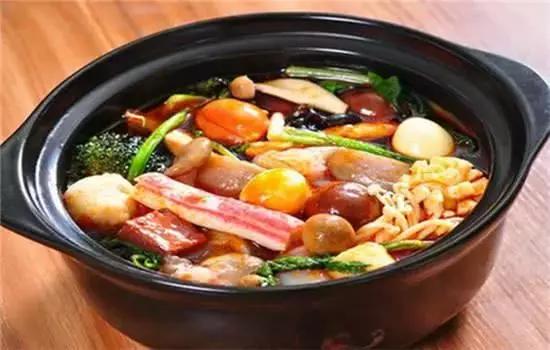 吃麻辣烫 5cc5b749359d4f0caeaba7aace4cde1e.jpeg