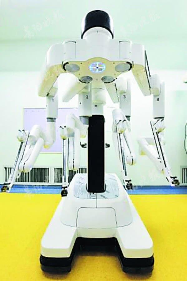 全球最先进的 手术机器人 来了标志贵州外科手术迈入 机器人时代 达芬奇