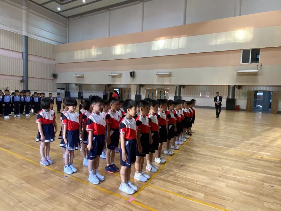 校园动态赛事直击秋日里德小学子动起来记第十七届体育节队列队形广播