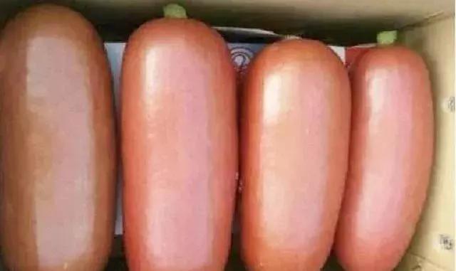 第一眼以为是 火腿肠 你错了,这是8元一斤的水果