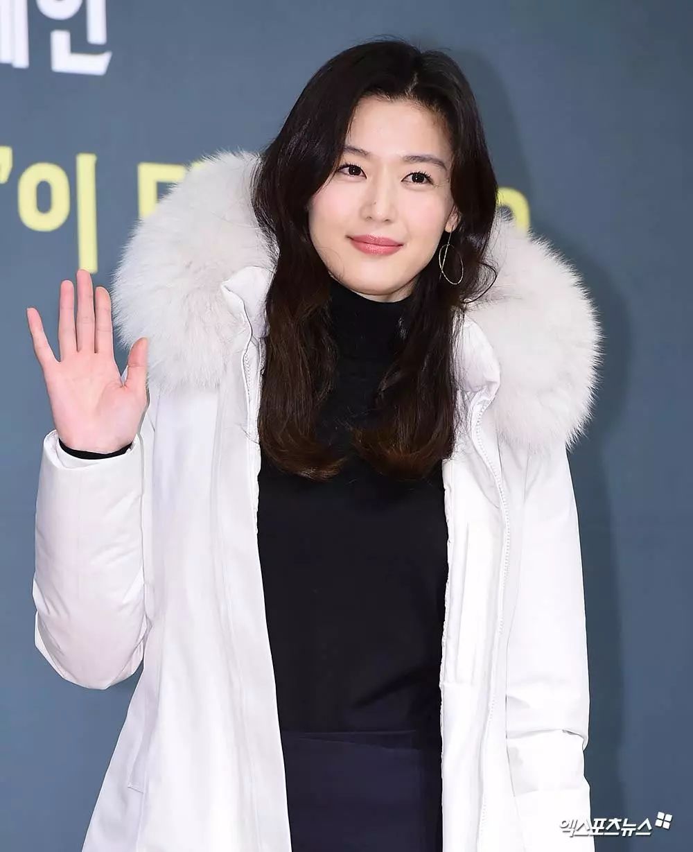 时隔四年回归!全智贤将出演古装韩剧《王国》