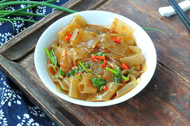 为什么米粉比面条好吃 8653d048a7da422fb6a2f6c49f92bc03.jpeg