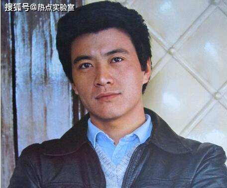 80年代最帅男演员，比唐国强还红，妻子被杀成一
