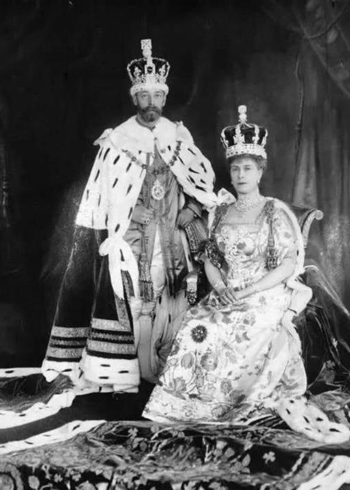 乔治五世和玛丽王后的加冕照
