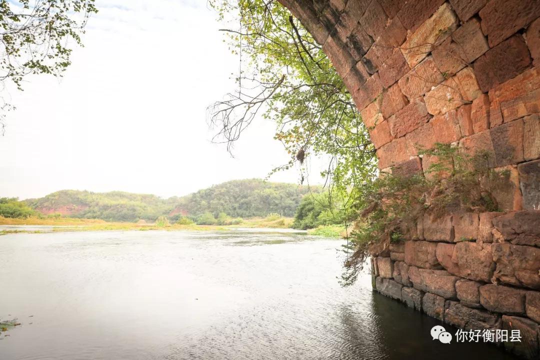 走,去看看!蒸水河上竟"藏"着一座140年的七拱古桥