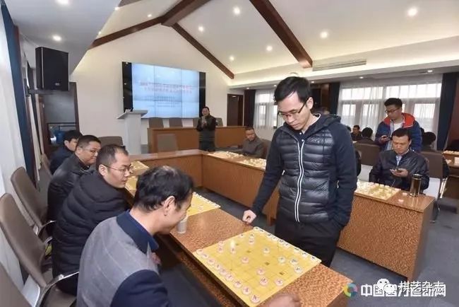 全国象棋个人赛推广活动特级大师对弈江阴棋迷