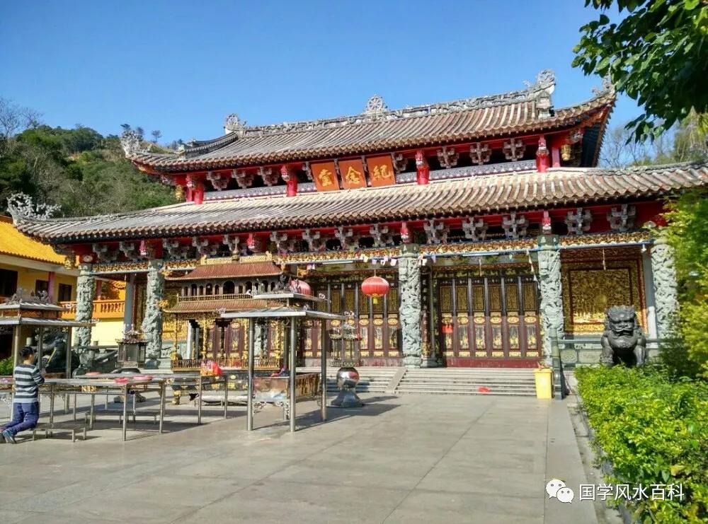 名山古刹潮阳灵山护国禅寺