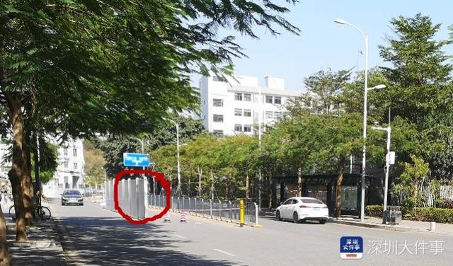 初中生过马路被撞飞，深圳多区路口被发现围挡