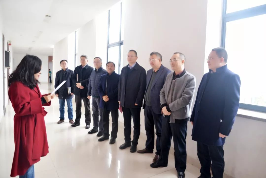 经开区机关党委副书记,纪委书记马服亮,长虹集团党委组织部副部长许健