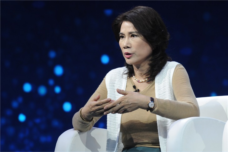 董明珠回应与奥克斯互撕：格力理所当然要出来