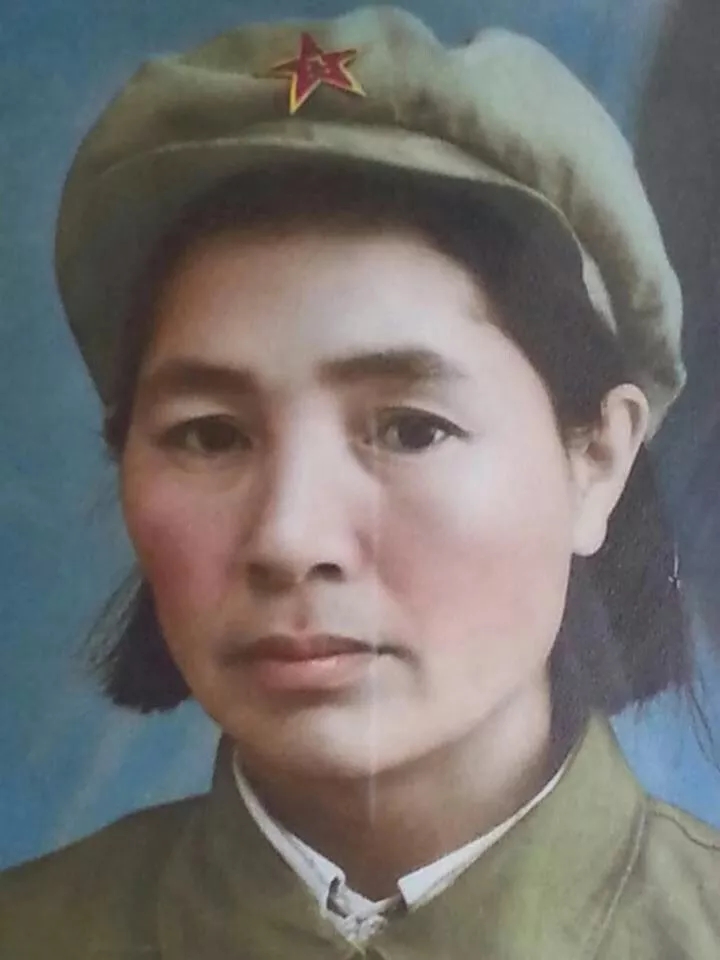 百岁女红军去世，隐功埋名20多年，4个子女没有一个沾过“红军后代”的光