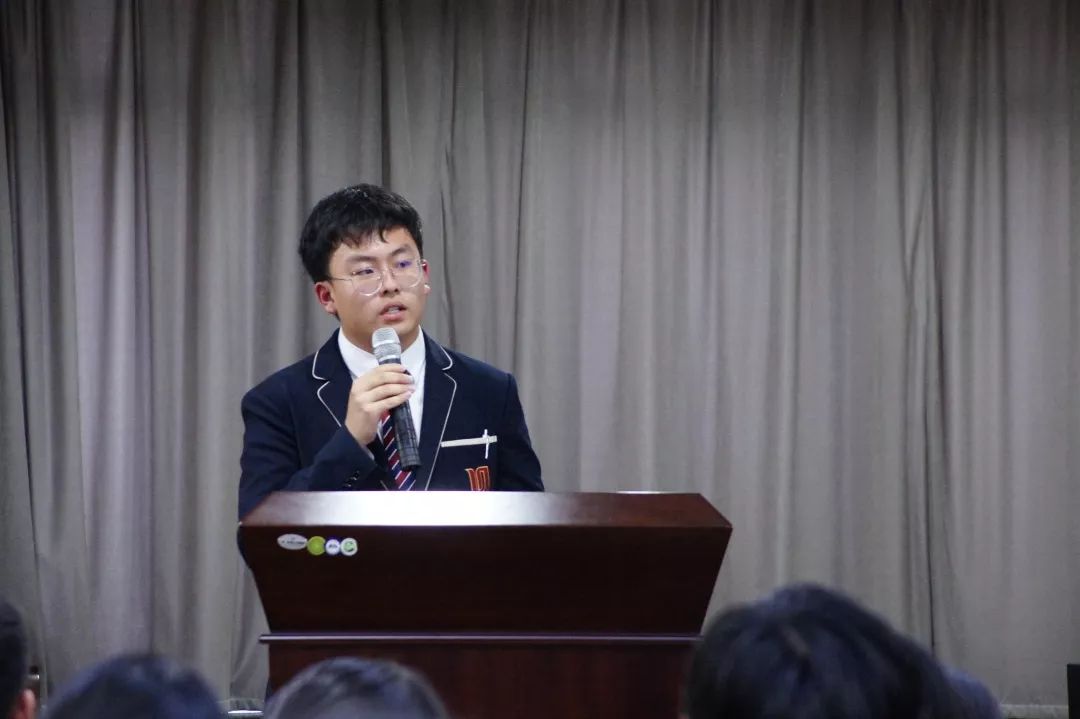 薪火相传 征途再展——上大附中举行2019学年学生会