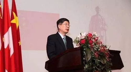 丛培武大使赴温哥华看望孟晚舟女士,对孟女士表示