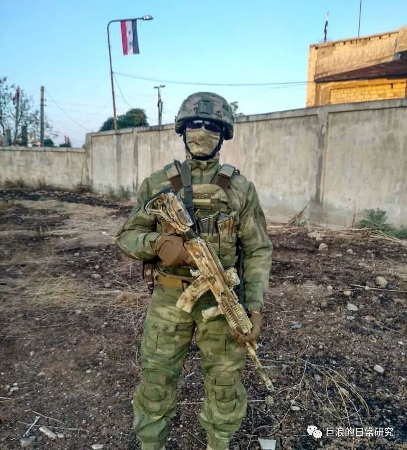 在叙利亚的一名俄罗斯特种部队士兵.