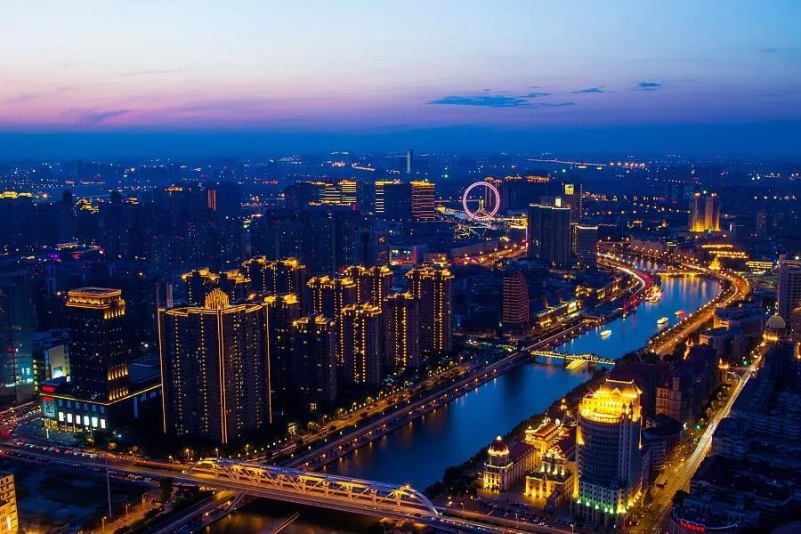 历年gdp10强城市_2020年gdp二十强城市(3)