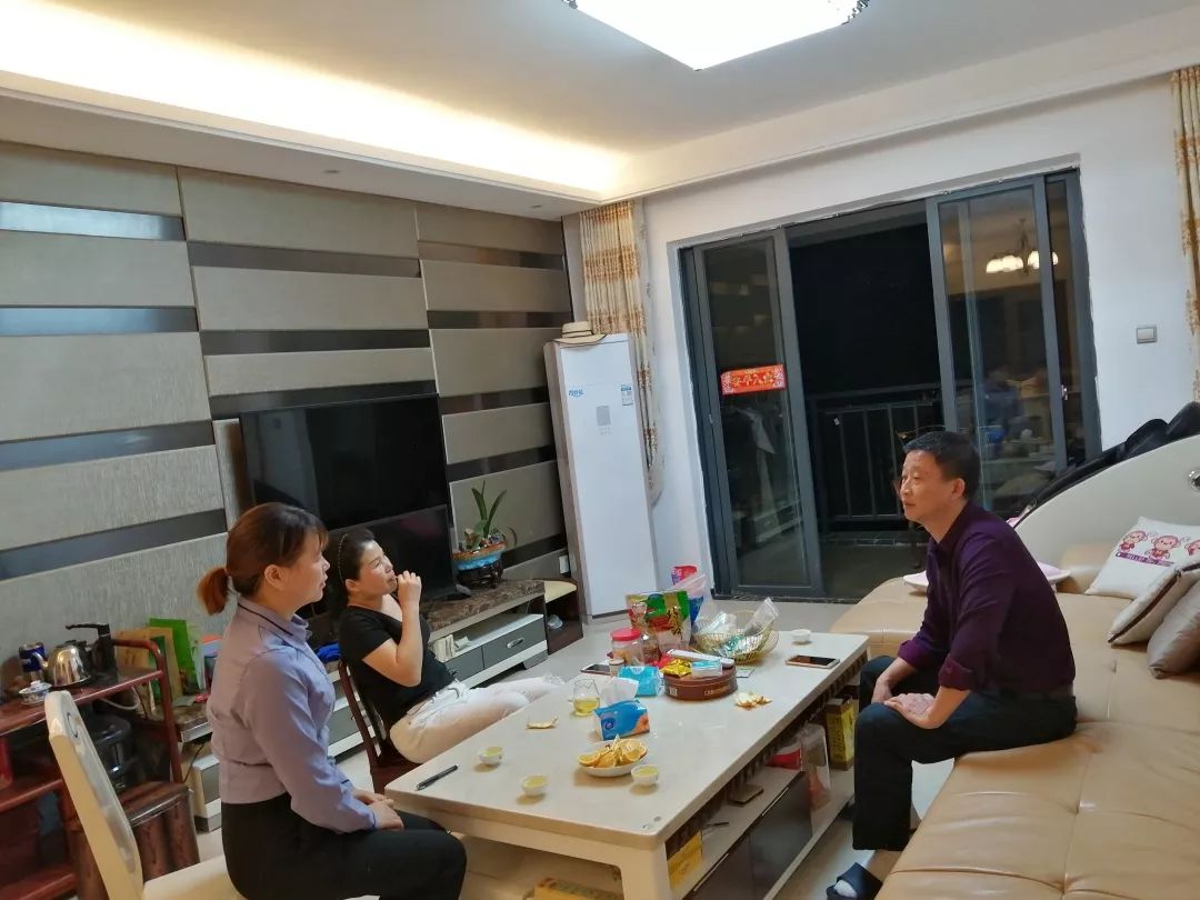 上门拜访,聆听业主的建议