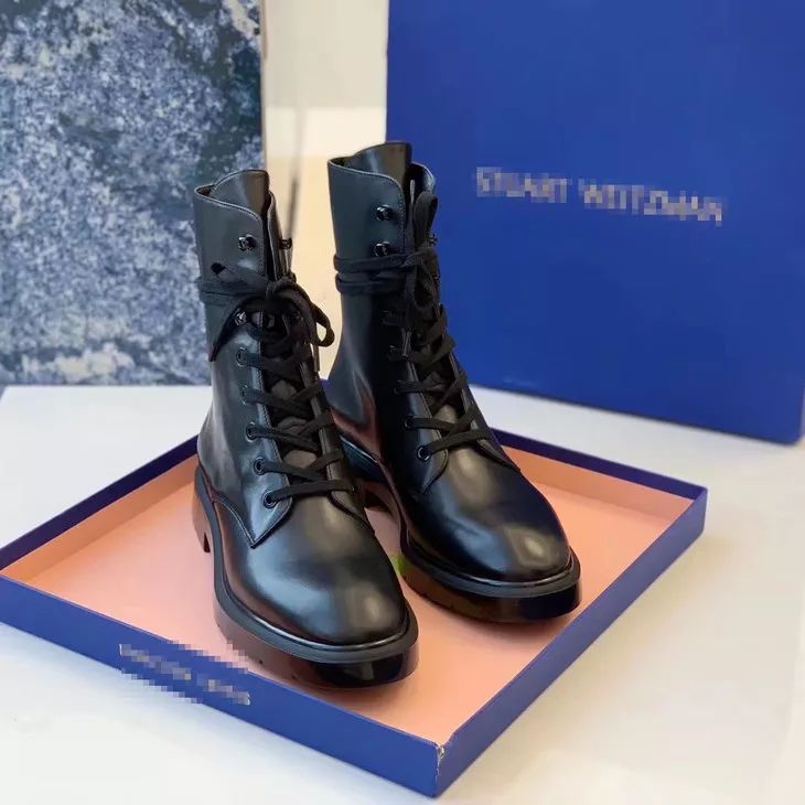 舒适度最好的马丁靴 c465059a19414b8ca1edde166b010e18.jpeg