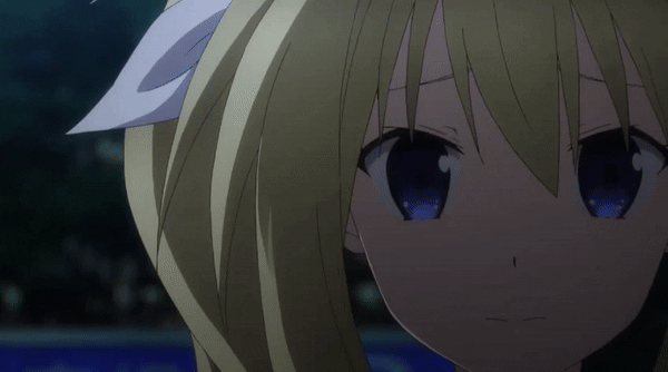 漫有GIF#丨白丝!过膝袜!有村小仙女登场!