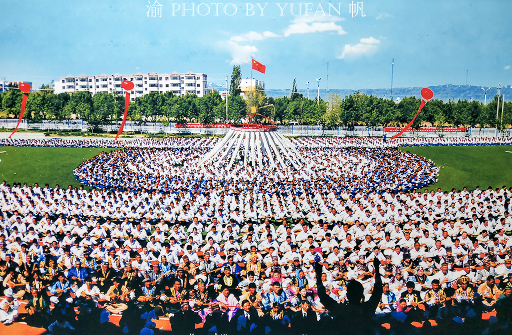 鲜为人知的冬不拉之乡，有一位年近八旬的传承人，一生就为做好冬不拉