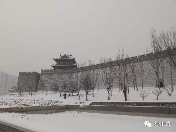 大同下雪变成了平城 落雪无声 洗尽铅华