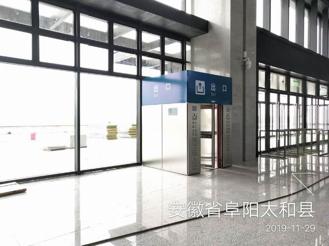 各车站安装智能平面单向门现场图2019年11月30日襄阳市思想机电科技