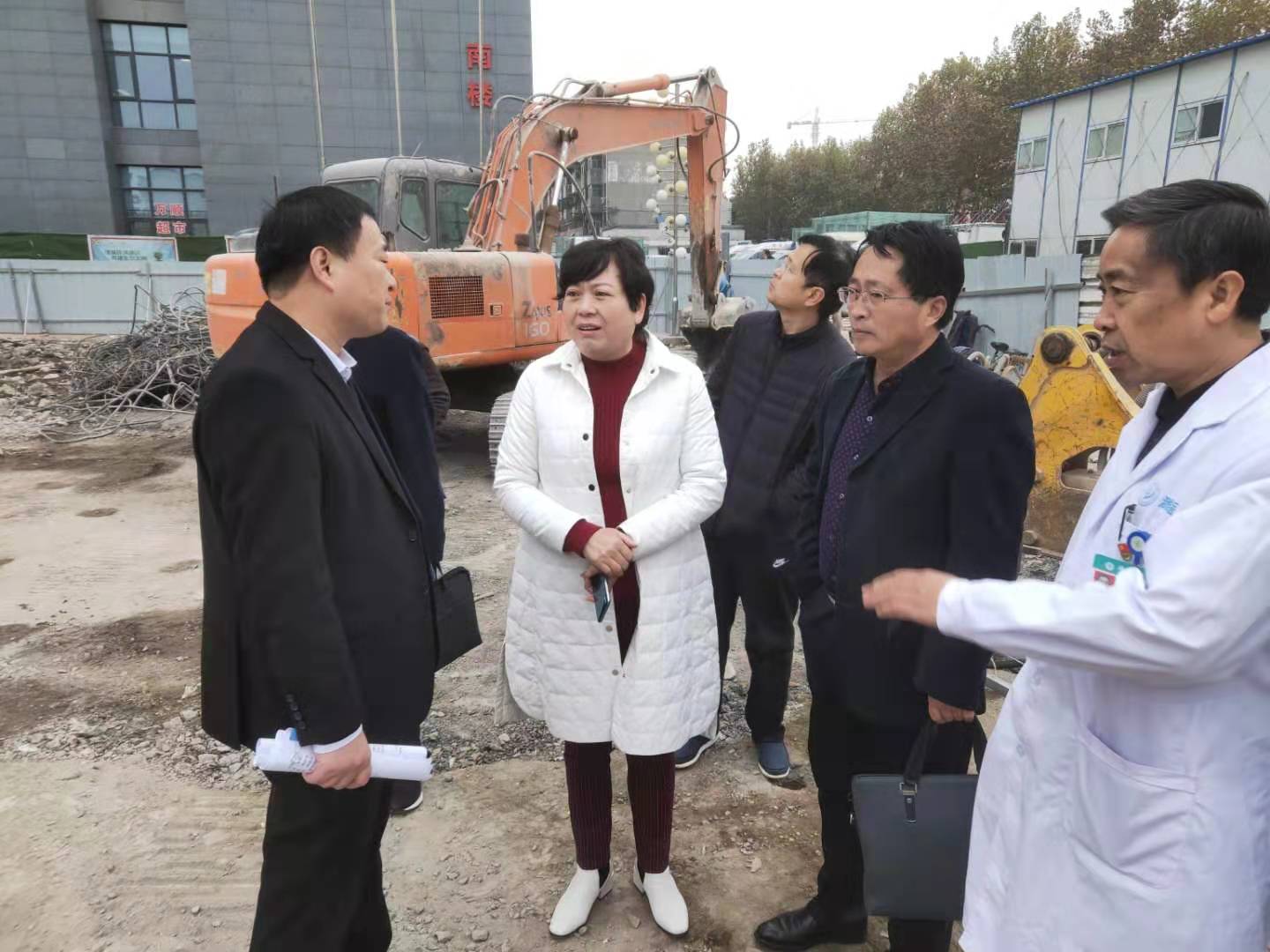 濉溪县人民政府副县长,县工商联主席任婷检查指导安全