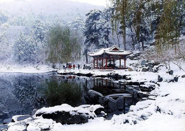 原创初冬的第一场大雪,让北京一夜之间变成了旧日的北平