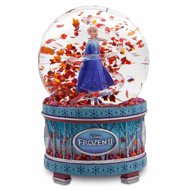 整套的frozen   tsum tsum,还有好可爱的新角色火蜥蜴公仔.