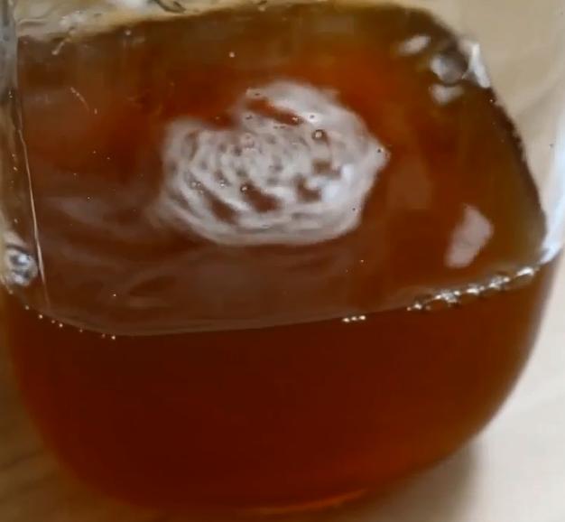 芝麻糖的制作方法和配方比例 010da74364c54eb2a15a45601ddbaafa.jpeg