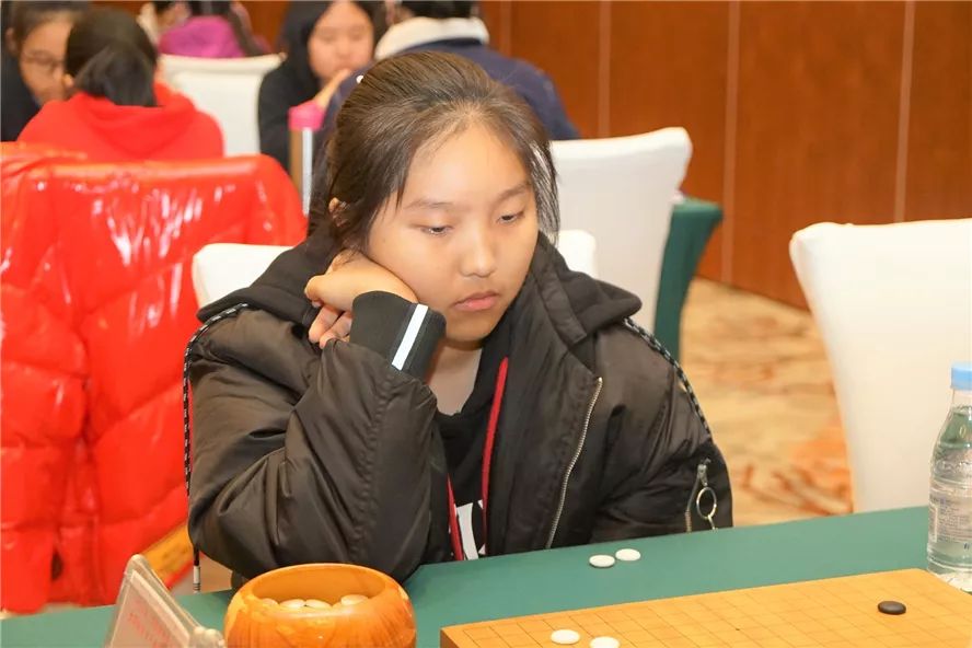 2019年华贸喜来登杯全国业余女子围棋锦标赛成绩表_冯韵嘉