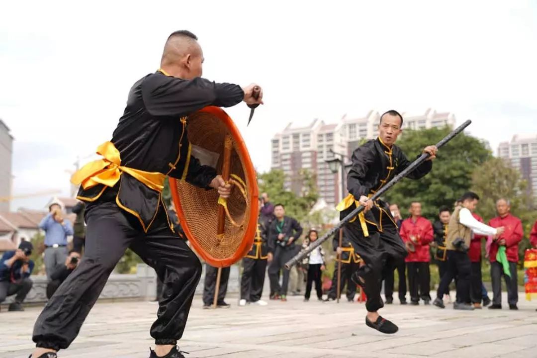坛迹村人口_人口普查图片