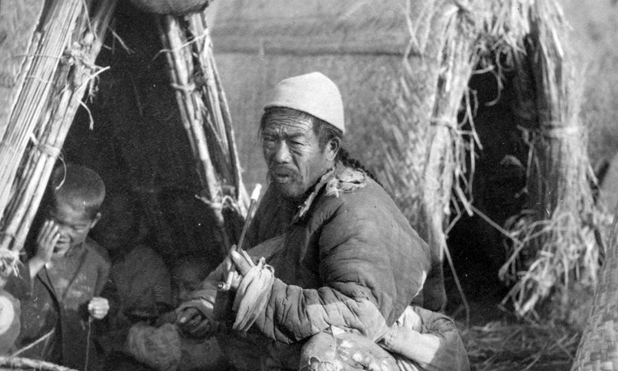 满族入关时人口多少_满族入关发型(2)