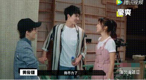 他的金丝雀未删减版 76b9e813e3d04a6e9611c32458938332.jpeg