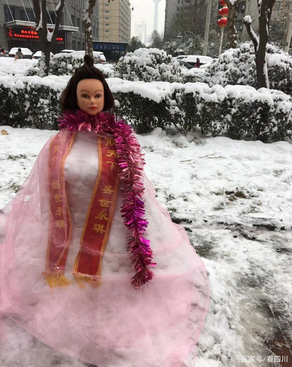 婚纱雪人_婚纱雪人图片大全大图