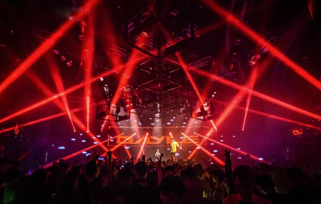 易烊千玺唱歌视频2019 a1c806d0d7bb4970b6a248a137636360.jpeg